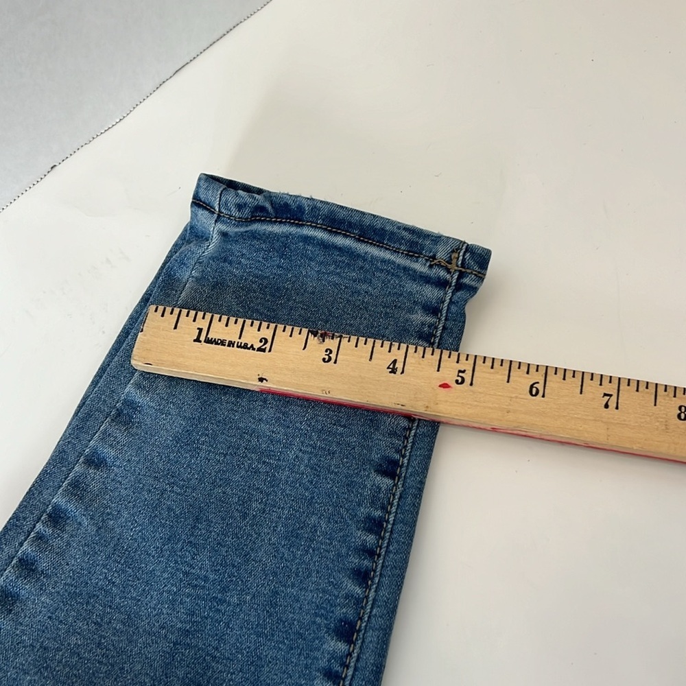 SO Junior Ultimate Jeggings Jeans. Size 15. High Rise.  Blue Denim. - Picture 8 of 8